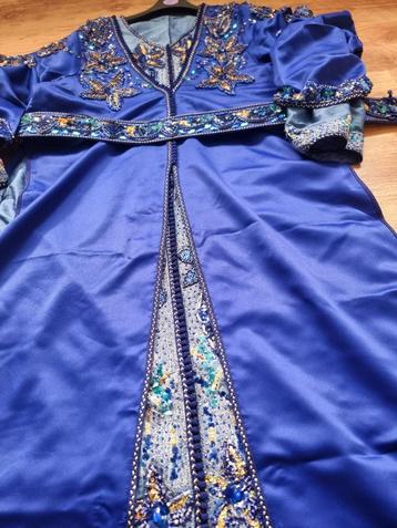 Caftan takchita beschikbaar voor biedingen