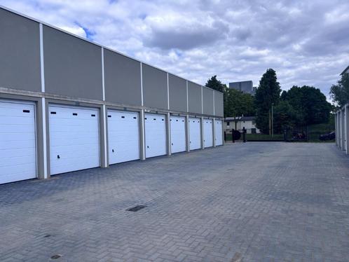 Te huur: garagebox/werkruimte in Tiel, Auto diversen, Autostallingen en Garages