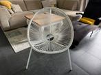 Witte Ikea stoel, z.g.a.n., alleen voor de sier gebruikt!, Tuin en Terras, Tuinstoelen, Ophalen, Zo goed als nieuw, Kunststof