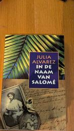 In de naam van Salomé - Julia Alvarez, Ophalen of Verzenden, Zo goed als nieuw, Julia Alvarez, Nederland