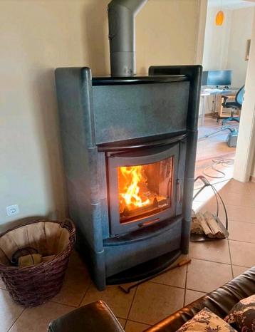 Zware speksteen kachel 8 uur warm! beschikbaar voor biedingen