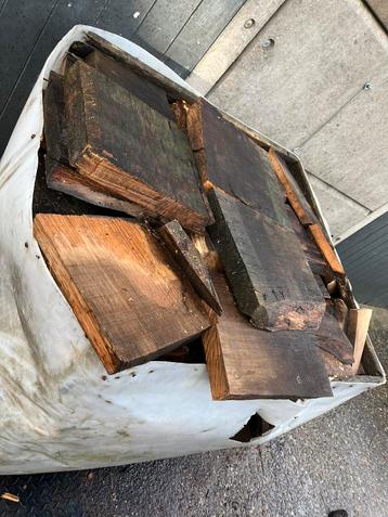 Eiken hout brandhout haardhout beschikbaar voor biedingen