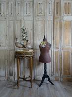 Kinderpaspop met wespentaille, Ophalen of Verzenden