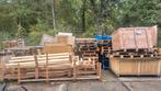Veel sloop pallets en enkele bruikbare wegwerp pallets, Doe-het-zelf en Verbouw, Hout en Planken, Ophalen