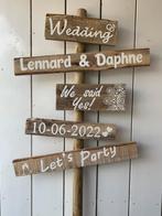 Wegwijzers Bruiloft / Bruiloft decoratie, Hobby en Vrije tijd, Ophalen of Verzenden, Zo goed als nieuw, Versiering, Geboorte of Huwelijk