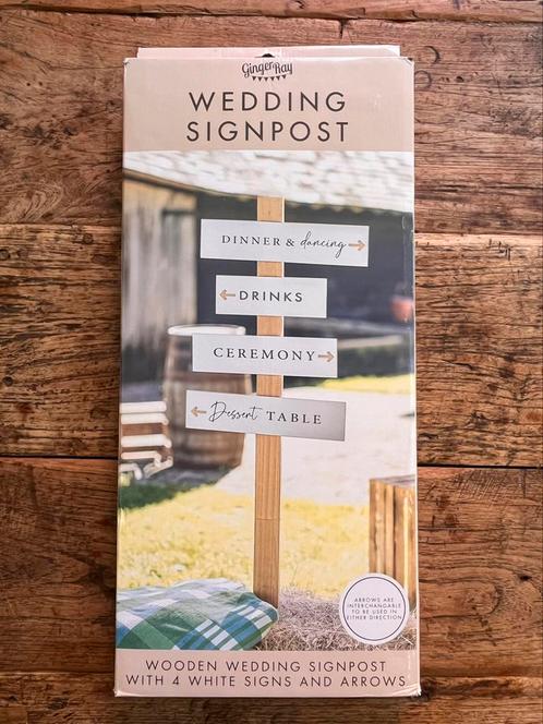 Bruiloft wedding signpost bewegwijzering, Hobby en Vrije tijd, Feestartikelen, Zo goed als nieuw, Versiering, Geboorte of Huwelijk
