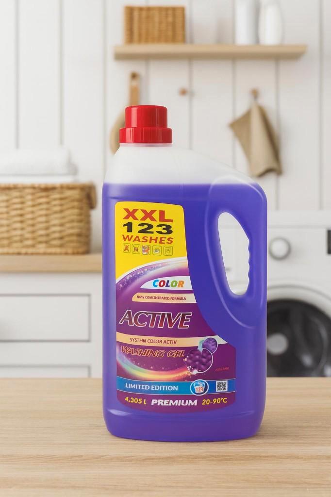 Partij Active vloeibaar wasmiddel kleur 4,305 liter, Huis en Inrichting, Schoonmaakartikelen, Overige typen, Ophalen of Verzenden