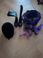 Paardrijlaarzen, cap en tas met o.a. borstels, Dieren en Toebehoren, Ophalen, Gebruikt, Kinderen, Recreatie