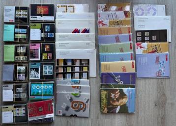 ptt mapjes + jaarcollecties beschikbaar voor biedingen