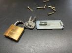 Deur-/ kastgrendel met hangslot., Ophalen, Nieuw, Koper of Messing, Slot