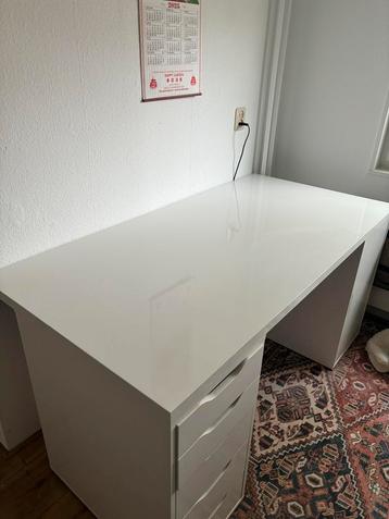 MOET WEG! Bureaublad hoogglans 150 x 75cm