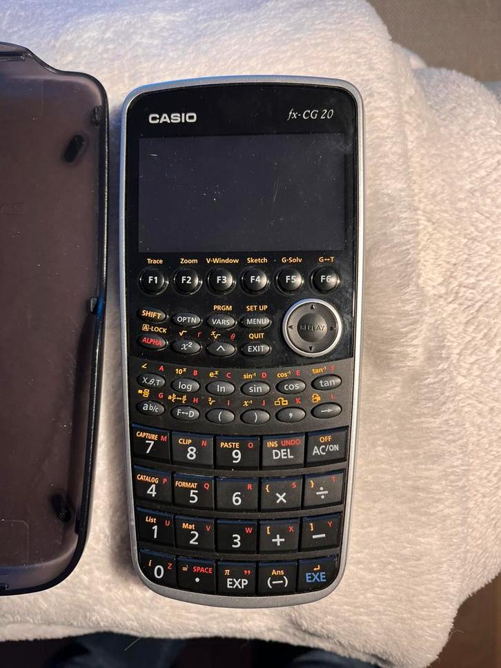 2 Grafische rekenmachines Casio fx- CG20/1x  fx-82ES PLUS, Diversen, Rekenmachines, Grafische rekenmachine, Ophalen of Verzenden