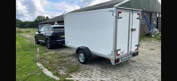 Geissoleerde gesloten aanhanger 150x150x310 beschikbaar voor biedingen