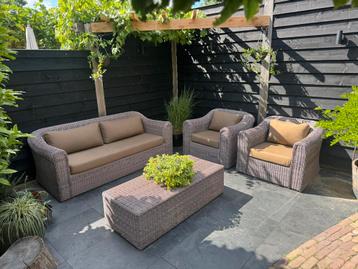 Borek Bali Loungeset beschikbaar voor biedingen