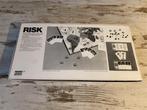 Risk witte doos wereldveroverend! [s470], Hobby en Vrije tijd, Gezelschapsspellen | Bordspellen, Ophalen of Verzenden, Zo goed als nieuw