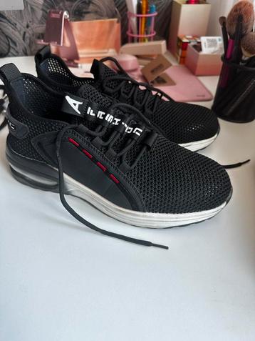 Veiligheidsschoenen maat 41 sneakers  beschikbaar voor biedingen