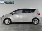 Toyota Verso-S 1.3 VVT-i Airco / Trekhaak / Panoramadak, Voorwielaandrijving, Euro 5, Stof, Gebruikt