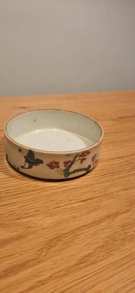 Antiek Chinees Schoteltje met Vogeldecoratie, Antiek en Kunst, Antiek | Keramiek en Aardewerk, Ophalen
