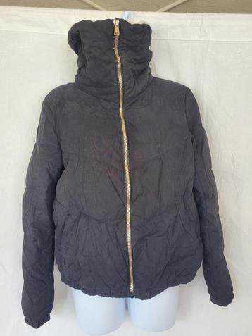 Stoere zwarte winterjas nep bond gevoerd mt 38 beschikbaar voor biedingen