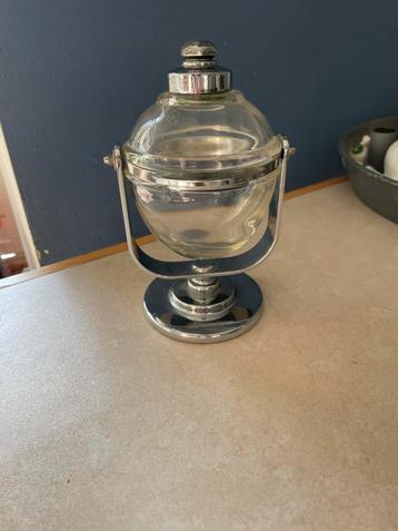 Antieke Art Deco Zeepdispenser beschikbaar voor biedingen