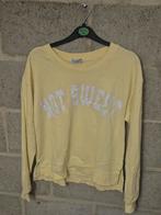 Gele Bershka trui met 'Not Sweet' tekst - Maat S, Kleding | Dames, Geel, Zo goed als nieuw, Maat 36 (S), Bershka