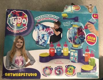 Tybo Ontwerpstudio Tie-Dye Set beschikbaar voor biedingen