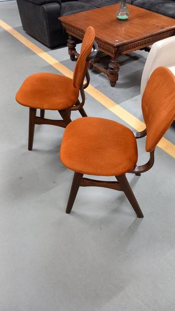 2 Vintage van teeffelen stoelen Mid-Century Modern beschikbaar voor biedingen