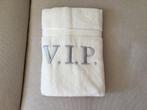 Handdoek met geborduurd motief 100 x 50 cm nieuw, Ophalen of Verzenden, Nieuw, Handdoek