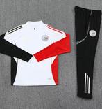 Ajax Trainingspak – Nieuw met kaartjes – Maat 116, Kinderen en Baby's, Kinderkleding | Maat 116, Ajax, Jongen of Meisje, Ophalen of Verzenden