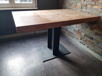 Massiefhouten Industriële Tafel - 140x90cm beschikbaar voor biedingen
