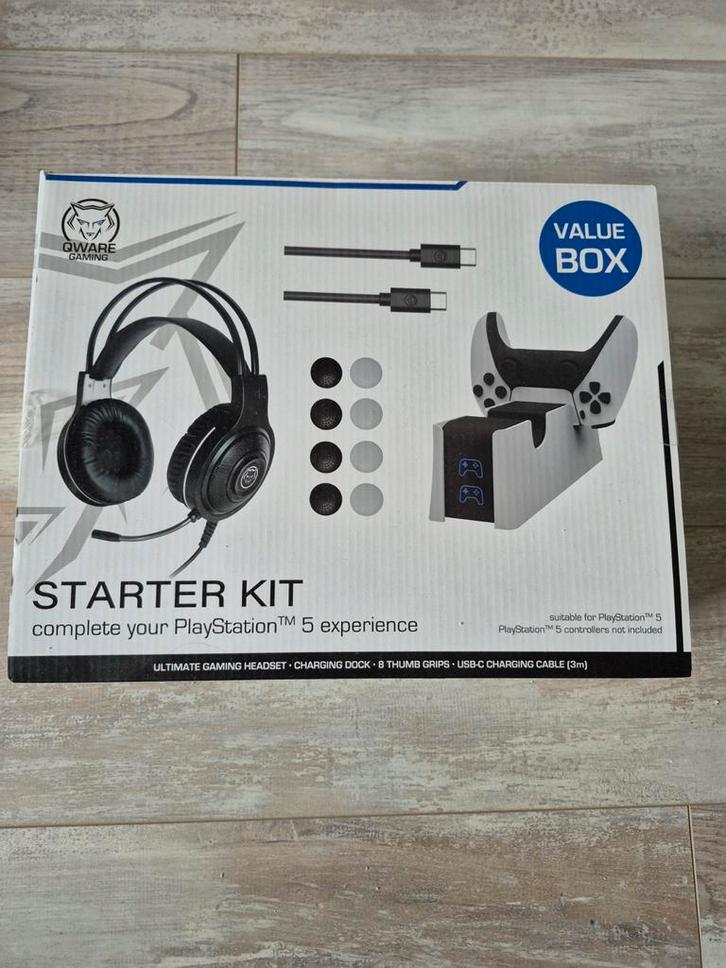 PS5 Gaming Starter Kit - Qware Value Box, Spelcomputers en Games, Spelcomputers | Nintendo Portables | Accessoires, Nieuw, Speakers of Koptelefoon