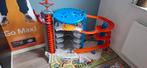 Zeer grote garage hot wheels, Ophalen, Zo goed als nieuw, Handmatig, Hot Wheels