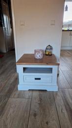 Te koop Bijzettafel uit de Bommel serie Surrey, Huis en Inrichting, Tafels | Bijzettafels, Ophalen, Minder dan 45 cm, Gebruikt