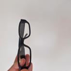 Filmende bril alleen laadkabel is kwijt, Huis en Inrichting, Ophalen, Zo goed als nieuw, Minder dan 50 cm