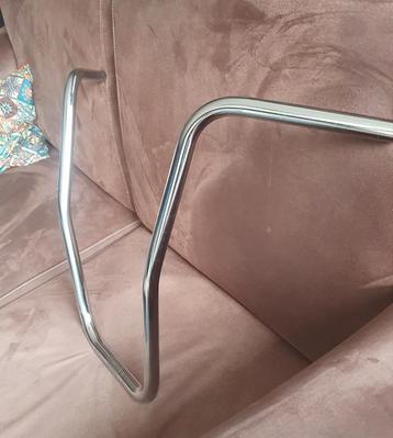 Gebogen, naar achteren aflopend chopperstuur (hoogte 460 mm) beschikbaar voor biedingen