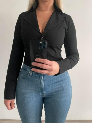 Dept body blouse beschikbaar voor biedingen