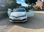 Toyota Auris 1.8 Hybrid Touring Sports CVT 2015 Wit, 65 €/maand, Wit, Origineel Nederlands, Dealer onderhouden