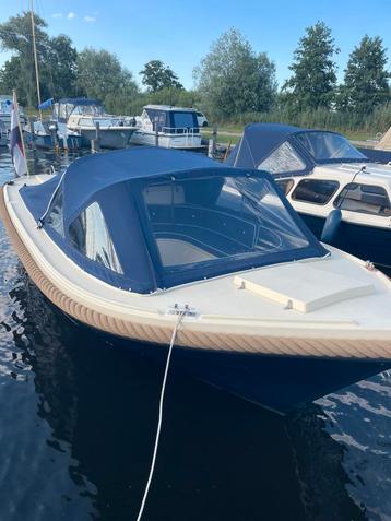 Oudhuijzer 620 met 15 pk met wc mooie sloep  beschikbaar voor biedingen