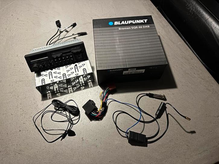 Blaupunkt SQR 46 DAB Autoradio - Klassieker met DAB+, Auto diversen, Autoradio's, Zo goed als nieuw, Ophalen of Verzenden