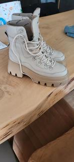 Nieuwe nubikk schoenen, Ophalen of Verzenden, Nieuw, Sneakers of Gympen