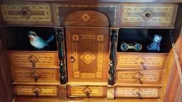 schitterende ladenkast / secretaire van mahonie of notenhout beschikbaar voor biedingen