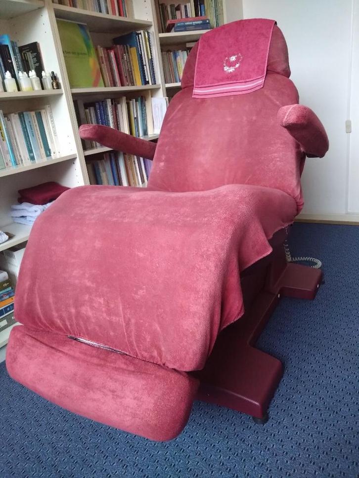 Behandelstoel/Massagestoel Gharieni, Sport en Fitness, Massageproducten, Gebruikt, Massagetafel, Ophalen