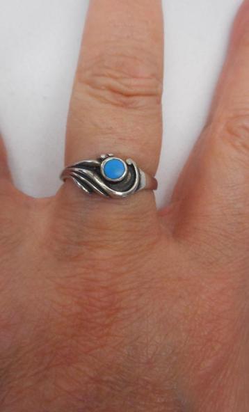 Zilveren vintage ring maat 17.75 nr.301 beschikbaar voor biedingen