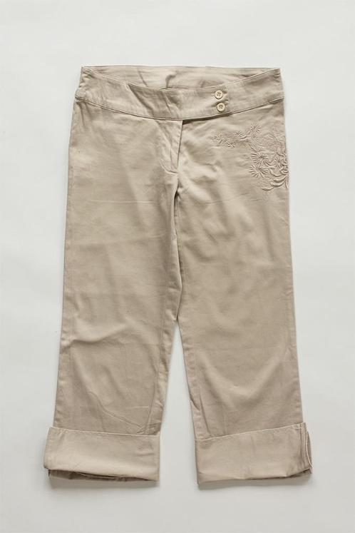 Capri broek beige met borduur maat S zgan, Kleding | Dames, Broeken en Pantalons, Zo goed als nieuw, Maat 36 (S), Beige, Driekwart