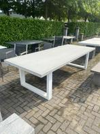 Betonnen tuintafel - Gepoedercoat onderstel – 300x120Cm, Ophalen, Rechthoekig, Hout