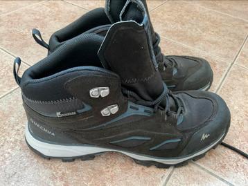 Bergschoenen Quechua maat 41 beschikbaar voor biedingen