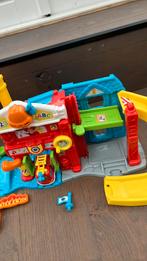 V-Tech Toet Toet auto’s brandweerkazerne, Ophalen of Verzenden, Zo goed als nieuw, 2 tot 4 jaar