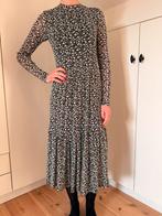 Nieuw. Feestjurk. Kerstjurk. Zwart wit gebloemd, Meisje, Ophalen of Verzenden, Jurk of Rok, Nieuw