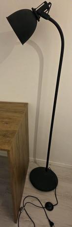 Vloer lamp, Huis en Inrichting, Lampen | Vloerlampen, Ophalen of Verzenden, Zo goed als nieuw, Minder dan 100 cm