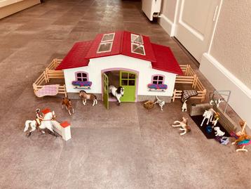 Schleich paardenstal rijmanege beschikbaar voor biedingen